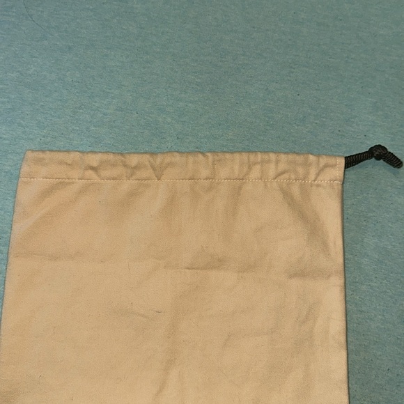 Louis Vuitton draw string dust bag - Picture 3 of 5